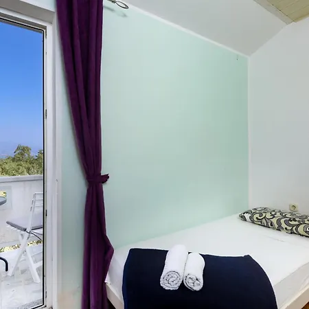 Σπίτι διακοπών 3 Bedroom Awesome In Krk Krk Town