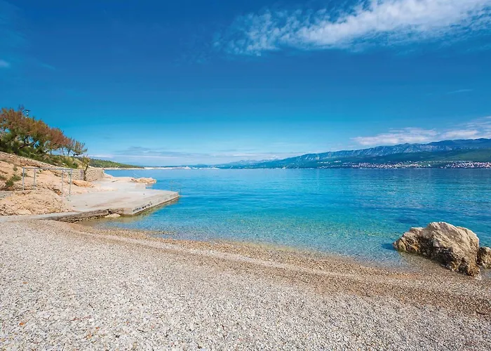 3 Bedroom Awesome Home In Krk *